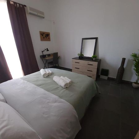 Giovenchi'S Apartment Palermo Bagian luar foto