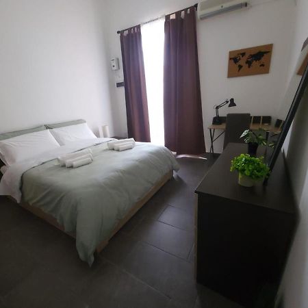 Giovenchi'S Apartment Palermo Bagian luar foto